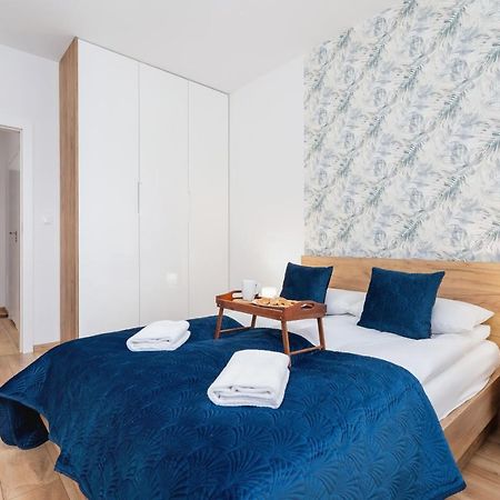 Apartments Steam Park Old Town Cracow By Noclegi Renters Krakow Dış mekan fotoğraf